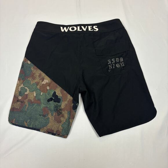 Darc Sport Camo Die Standing Stage Board Shorts Men's 32 Rare - Picture 2 of 8